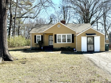 This charming Brainerd home is cute, clean and move-in ready. It on Brainerd Golf Course in Tennessee - for sale on GolfHomes.com, golf home, golf lot