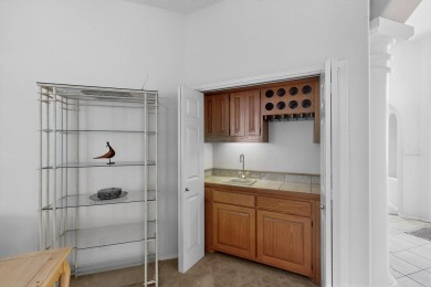 Lovely single story 2 Bedroom 1.75 Bath home in gated Tanoan on Tanoan Country Club in New Mexico - for sale on GolfHomes.com, golf home, golf lot