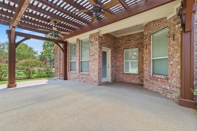 Beautifully Maintained Home on a Spacious Corner Lot in Heritage on Heritage Ranch Golf and Country Club in Texas - for sale on GolfHomes.com, golf home, golf lot