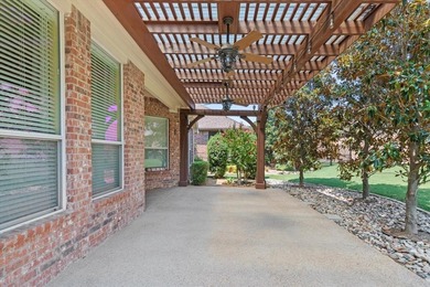 Beautifully Maintained Home on a Spacious Corner Lot in Heritage on Heritage Ranch Golf and Country Club in Texas - for sale on GolfHomes.com, golf home, golf lot