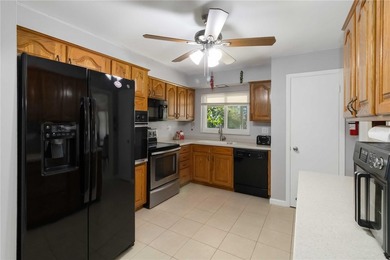 Welcome to this MOVE IN READY 2 BEDROOM, 2 BATHROOM, 2 CAR on North Lakes Golf Course in Florida - for sale on GolfHomes.com, golf home, golf lot