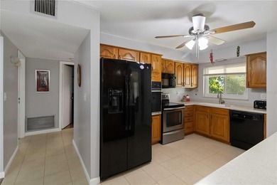 Welcome to this MOVE IN READY 2 BEDROOM, 2 BATHROOM, 2 CAR on North Lakes Golf Course in Florida - for sale on GolfHomes.com, golf home, golf lot