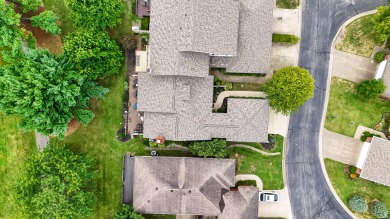 Updated mostly brick townhouse on the 17th tee of the Marriott on Griffin Gate Golf Resort in Kentucky - for sale on GolfHomes.com, golf home, golf lot