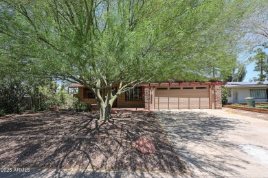 Charming 3-Bed, 2-Bath Gem on the Encanto Golf Course!
Wake up on Encanto 18 Golf Course in Arizona - for sale on GolfHomes.com, golf home, golf lot
