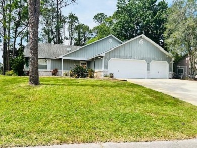 Golfers' paradise!! 
3 Car Garage, Golf Course Home! This on The Grand Club - Pine Lakes Course in Florida - for sale on GolfHomes.com, golf home, golf lot