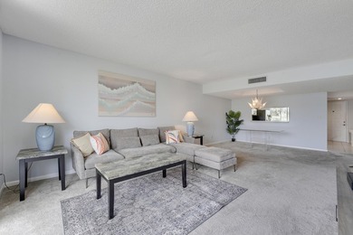 Large 2/2 with gorgeous view of the golf course and pool. Bonus* on Poinciana Golf Club in Florida - for sale on GolfHomes.com, golf home, golf lot