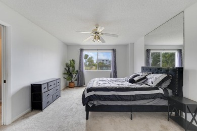 Large 2/2 with gorgeous view of the golf course and pool. Bonus* on Poinciana Golf Club in Florida - for sale on GolfHomes.com, golf home, golf lot