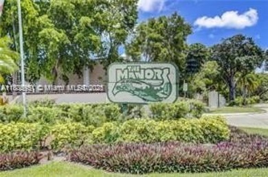 Excellent location and i Investment in Manors of Inverrary! ?? on  in Florida - for sale on GolfHomes.com, golf home, golf lot