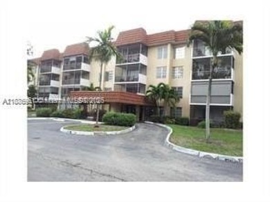 Excellent location and i Investment in Manors of Inverrary! ?? on  in Florida - for sale on GolfHomes.com, golf home, golf lot