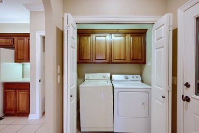 Desirable and beautifully maintained one-level townhome in on Isabella Golf Course  in Arkansas - for sale on GolfHomes.com, golf home, golf lot