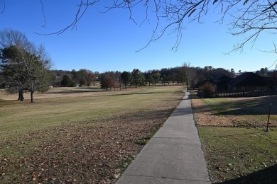 A BEAUTIFUL BUILDING  LOT #44 IN THE HARRISON COUNTRY CLUB .HOLE on Harrison Country Club in Arkansas - for sale on GolfHomes.com, golf home, golf lot