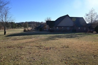 A BEAUTIFUL BUILDING  LOT #44 IN THE HARRISON COUNTRY CLUB .HOLE on Harrison Country Club in Arkansas - for sale on GolfHomes.com, golf home, golf lot