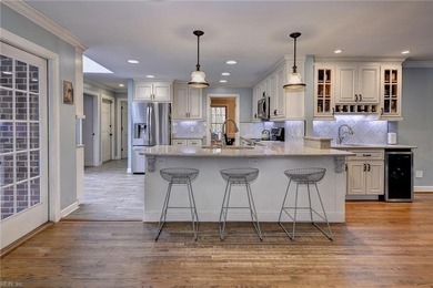 Lovely traditional brick home in the heart of Ford's Colony on Fords Colony Country Club in Virginia - for sale on GolfHomes.com, golf home, golf lot