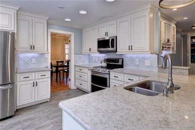 Lovely traditional brick home in the heart of Ford's Colony on Fords Colony Country Club in Virginia - for sale on GolfHomes.com, golf home, golf lot