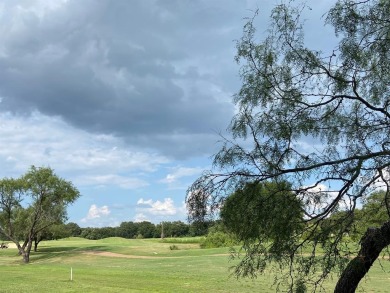 Discover this well-maintained 2-bedroom, 2-bath condo on the on White Bluff Resort - New Course in Texas - for sale on GolfHomes.com, golf home, golf lot