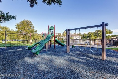 **Move in ready!** This beautifully landscaped all-brick on Magnolia Point Golf and Country Club in Florida - for sale on GolfHomes.com, golf home, golf lot