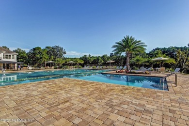 **Move in ready!** This beautifully landscaped all-brick on Magnolia Point Golf and Country Club in Florida - for sale on GolfHomes.com, golf home, golf lot