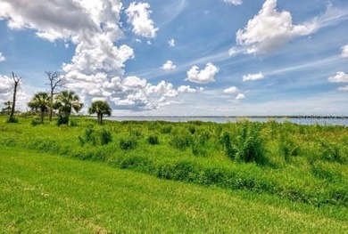 Welcome home to this beautifully updated turn-key, fully on Riverwood Golf Club in Florida - for sale on GolfHomes.com, golf home, golf lot