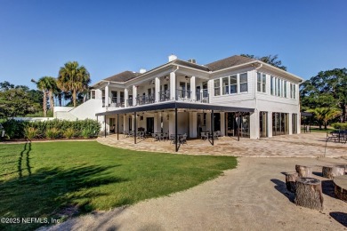 **Move in ready!** This beautifully landscaped all-brick on Magnolia Point Golf and Country Club in Florida - for sale on GolfHomes.com, golf home, golf lot