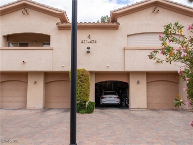Discover resort-style living in this highly sought-after 24-hour on WildHorse Golf Club in Nevada - for sale on GolfHomes.com, golf home, golf lot