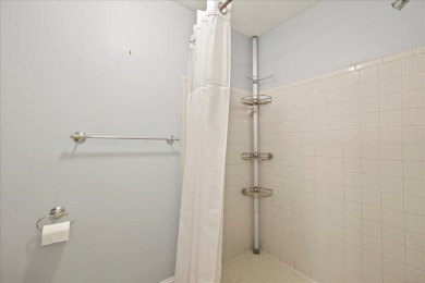 This price adjustment just makes it too hard to pass up! Welcome on Killearn Country Club and Inn in Florida - for sale on GolfHomes.com, golf home, golf lot