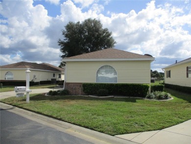 GRAB YOUR GOLF CLUBS AND YOUR TOOTHBRUSH, this 2/2/2 TURN-KEY on Preserve Golf Club in Florida - for sale on GolfHomes.com, golf home, golf lot