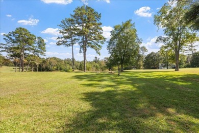This price adjustment just makes it too hard to pass up! Welcome on Killearn Country Club and Inn in Florida - for sale on GolfHomes.com, golf home, golf lot