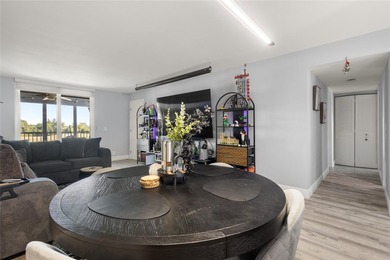 PRICED TO SELLpletely renovated 3-bedroom, 2-bathroom, ideally on  in Florida - for sale on GolfHomes.com, golf home, golf lot