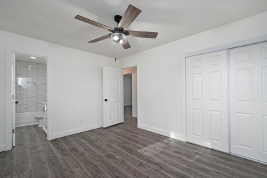 Beautifully renovated and perfectly located near Horton Smith on Horton Smith Golf Course in Missouri - for sale on GolfHomes.com, golf home, golf lot