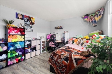 PRICED TO SELLpletely renovated 3-bedroom, 2-bathroom, ideally on  in Florida - for sale on GolfHomes.com, golf home, golf lot