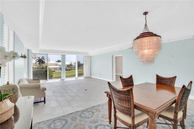 Lovely Oak Harbor condo residence that lives like a home on Oak Harbor Country Club in Florida - for sale on GolfHomes.com, golf home, golf lot