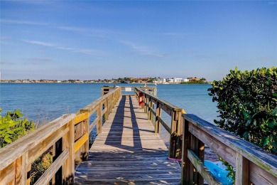Calling all Golfers - Come and live the Island Life at Palma Del on Isla Del Sol Yacht and Country Club in Florida - for sale on GolfHomes.com, golf home, golf lot