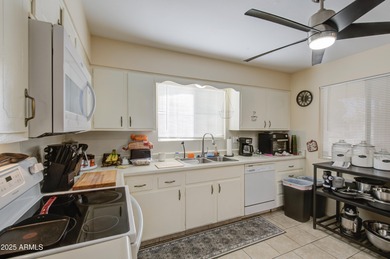 Welcome to your Ideal Retreat in this Charming 2 bedroom, 2 on Sun City South Golf Course in Arizona - for sale on GolfHomes.com, golf home, golf lot