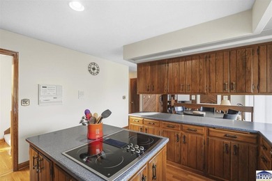 Homes on the 14th hole of the Country Club of Terre Haute Golf on Country Club of Terre Haute in Indiana - for sale on GolfHomes.com, golf home, golf lot