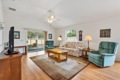 Bond Paid - This conviently located turn-key courtyard villa at on The Links of Spruce Creek in Florida - for sale on GolfHomes.com, golf home, golf lot