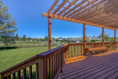 17th Tee Golf Course Home with unobstructed Mt Shasta View! on Lake Shastina Golf Course in California - for sale on GolfHomes.com, golf home, golf lot