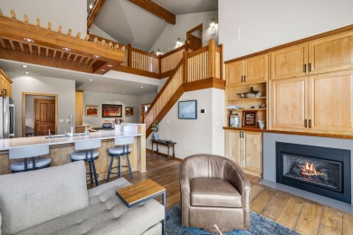 Beautifully updated, meticulous & move-in ready town home, in an on Broken Top Club in Oregon - for sale on GolfHomes.com, golf home, golf lot