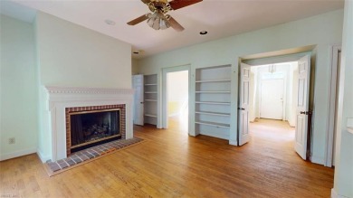 Charming golf-front 1-level townhouse in The Links at Ford's on Fords Colony Country Club in Virginia - for sale on GolfHomes.com, golf home, golf lot