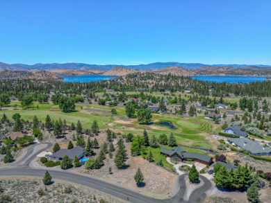 17th Tee Golf Course Home with unobstructed Mt Shasta View! on Lake Shastina Golf Course in California - for sale on GolfHomes.com, golf home, golf lot