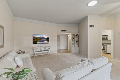 Carefree Sun City Living in Phase 2! Move right in and enjoy on Sun City Lakes West and East in Arizona - for sale on GolfHomes.com, golf home, golf lot