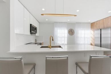 Welcome to 618 Normandy M - a beautifully renovated 2nd-floor on Kings Point Golf -Flanders Way in Florida - for sale on GolfHomes.com, golf home, golf lot