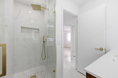 Welcome to 618 Normandy M - a beautifully renovated 2nd-floor on Kings Point Golf -Flanders Way in Florida - for sale on GolfHomes.com, golf home, golf lot