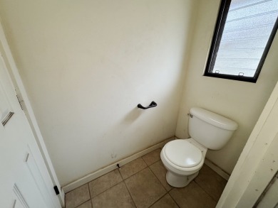 Spacious, single-story, 3 bedroom, 2 bath home with lots of on Waikoloa Village Golf Club in Hawaii - for sale on GolfHomes.com, golf home, golf lot