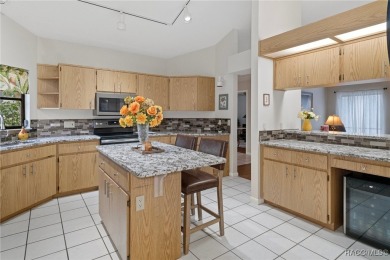 This 3 bedroom, 2 bath, 2 garage home in Oakleaf Villas has on Sugarmill Woods Golf and Country Club in Florida - for sale on GolfHomes.com, golf home, golf lot