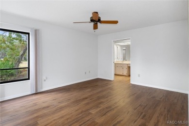 This 3 bedroom, 2 bath, 2 garage home in Oakleaf Villas has on Sugarmill Woods Golf and Country Club in Florida - for sale on GolfHomes.com, golf home, golf lot