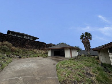 Spacious, single-story, 3 bedroom, 2 bath home with lots of on Waikoloa Village Golf Club in Hawaii - for sale on GolfHomes.com, golf home, golf lot