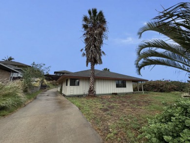 Spacious, single-story, 3 bedroom, 2 bath home with lots of on Waikoloa Village Golf Club in Hawaii - for sale on GolfHomes.com, golf home, golf lot