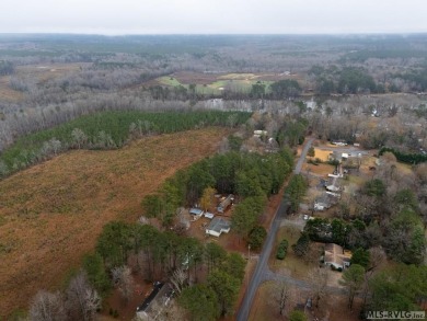 Situated at the end of the cul de sac in Tanglewood Shores off on Tanglewood Shores Golf Club in Virginia - for sale on GolfHomes.com, golf home, golf lot