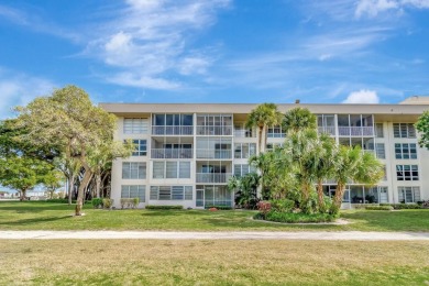 Cozy 1-Bedroom Condo in Palm Aire - Golf View & Fully on Palm-Aire Country Club and Resort - The Oaks in Florida - for sale on GolfHomes.com, golf home, golf lot