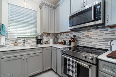 Beautiful, better than new construction, Pulte Ellenwood Villa on River Hall Country Club in Florida - for sale on GolfHomes.com, golf home, golf lot